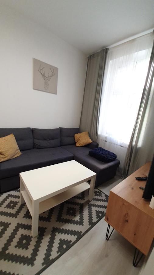 Apartament Na Kochanowskiego ทอรูน ภายนอก รูปภาพ